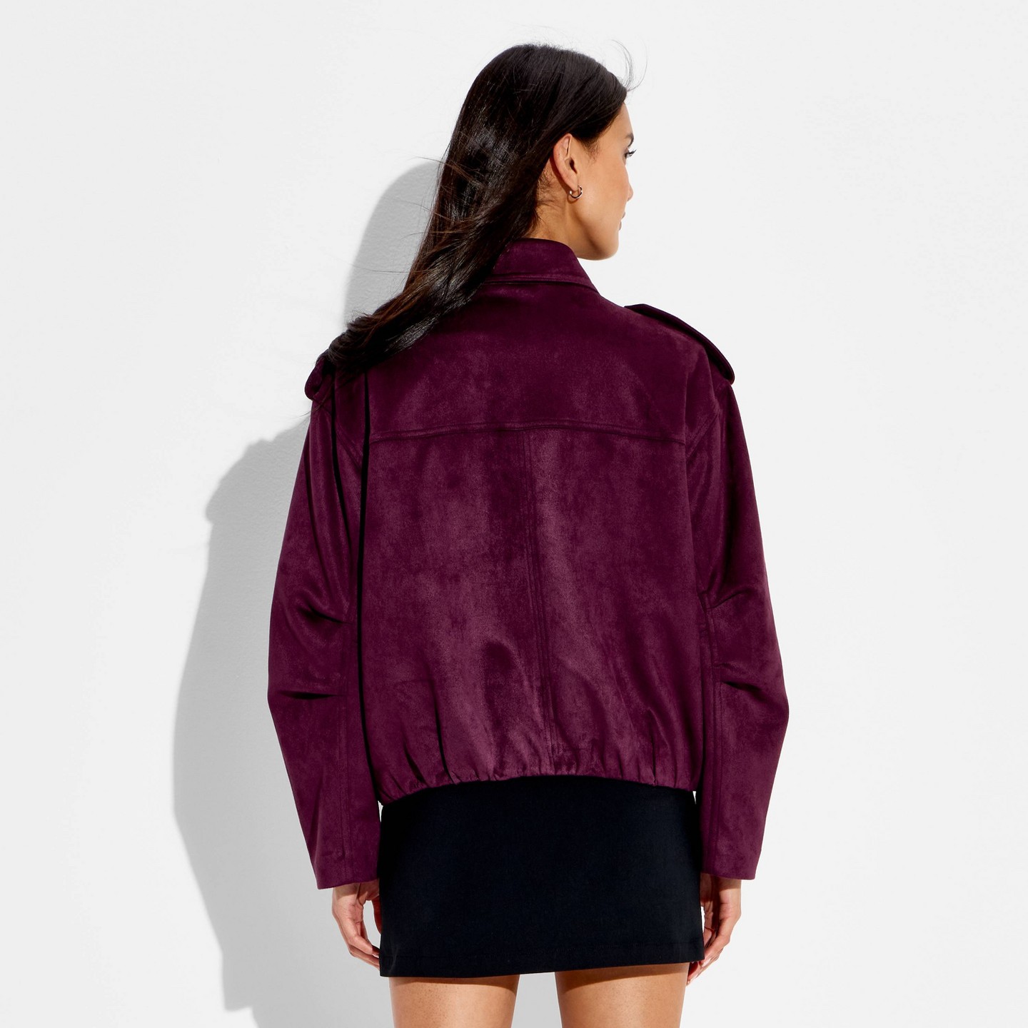 Женская куртка Wild Fable Bubble Hem Faux Suede, цвет: Сливовый — фото 3