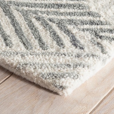Handmade Gray Diamond Wool Area Rug 8' x 10'