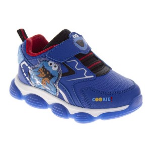 Sesame Street Boys' Cookie Monster Light Up Boys/Girls Sneakers (Toddlers) - 1 of 4
