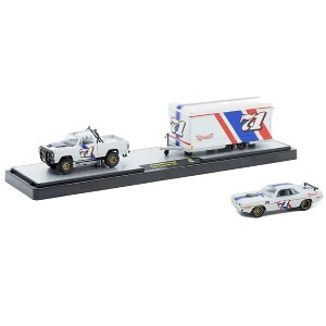 M2 Machines Auto Hauler '74 Dodge W200 Power Wagon & '71 Plymouth Hemi Cuda - 1 of 3