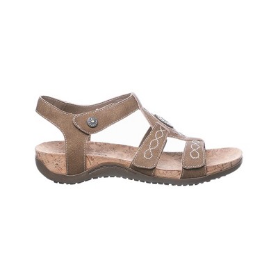 target flat sandals