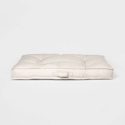 Bed cushion clearance target