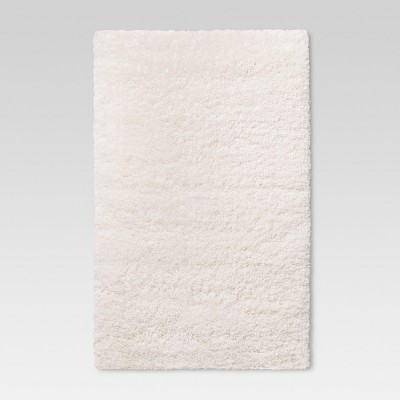 4'x5'6" Cream Plush Shag Washable Accent Rug - Room Essentials™