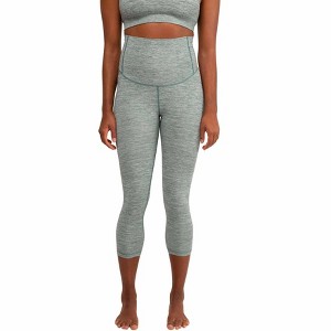 Modern Eternity - Zara Seamless Yoga Maternity Capri - 1 of 4