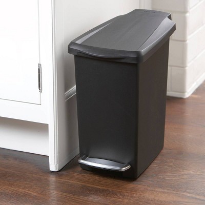 Compact Black Plastic Slim Step Trash Can for Kids, 10L