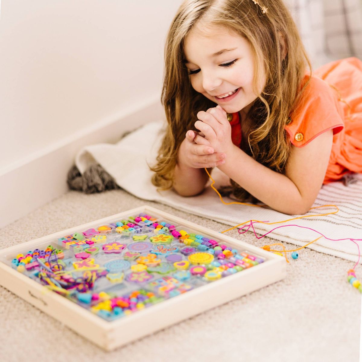 Melissa & Doug Bead Bouquet Deluxe Wooden Bead Set With 220+ Beads for Jewelry-Making: Craft Activity for Kids - thumbnail 2