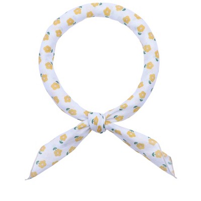 beige yellow mini flower