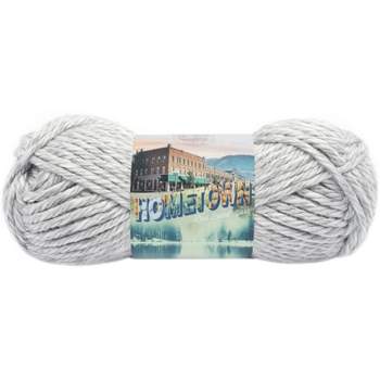 Lion Brand Yarn Hometown Yarn, Bulky Yarn, Yarn for Knitting  and Crocheting, Highland Park Beige, 243 Foot (Pack of 1)