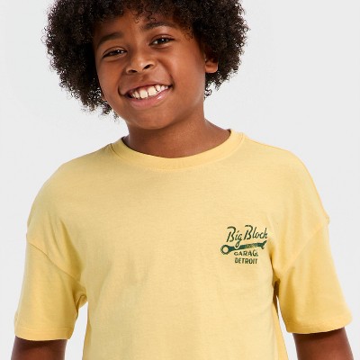 Детские Cat & Jack Boys' Short Sleeve Oversized Garage Graphic T-Shirt - Cat & Jack™ Light Gold S — фото 2