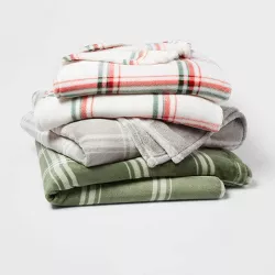 Holiday Print Microplush Bed Blanket - Threshold™