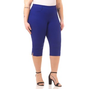 Rekucci Curvy Woman Pull-On Mid-Rise Capri Pants with Tummy Control - 1 of 4