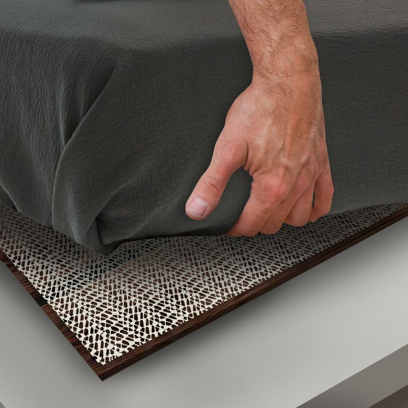 Nevlers Non-Slip Grip Pads for Mattresses and Toppers, 3 of 7