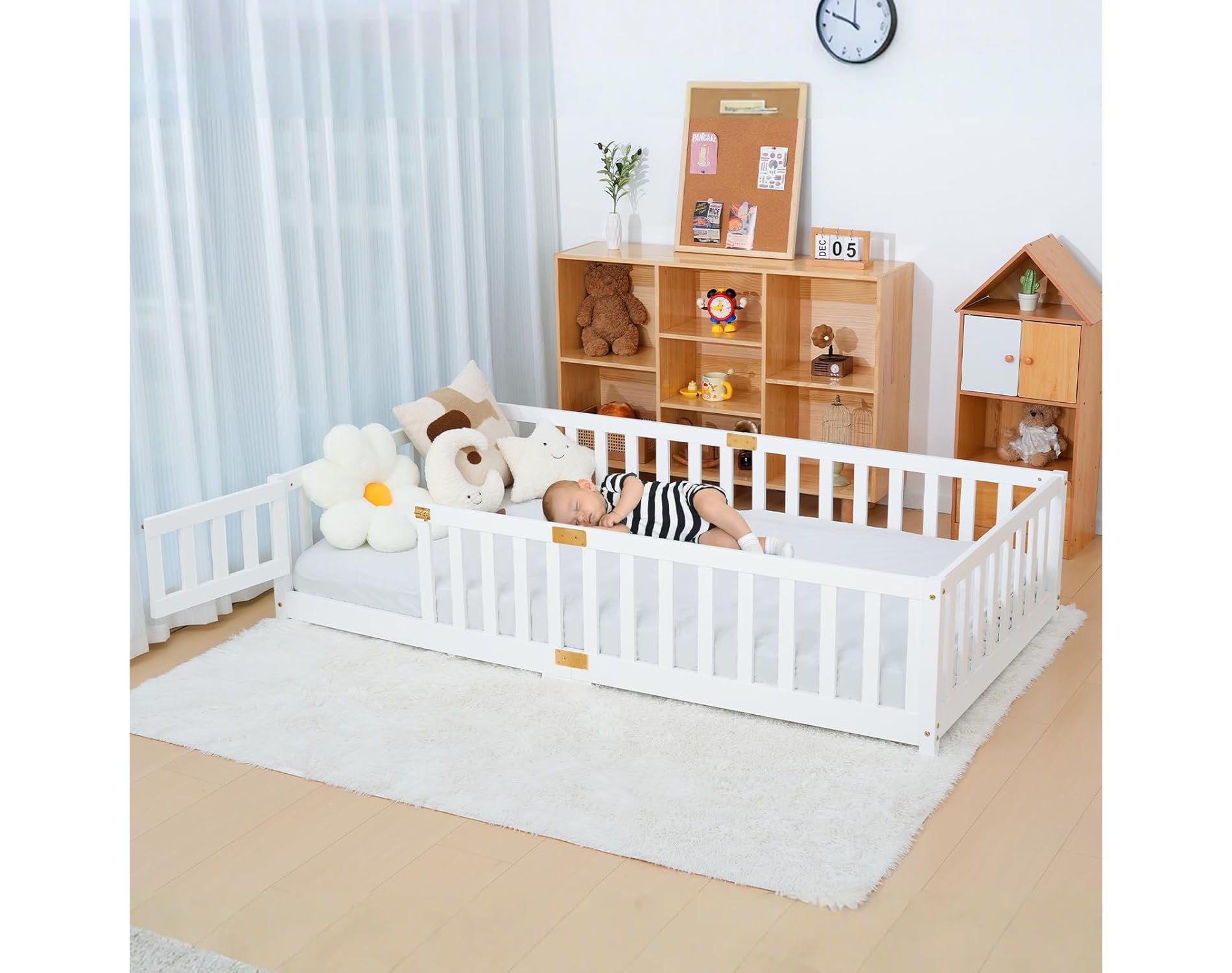 DoCred Montessori Toddler Floor Bed for Kids - Twin Size Wood Floor Bed w/Slats & Fence for Girls and Boys, Montessori Bed Frame