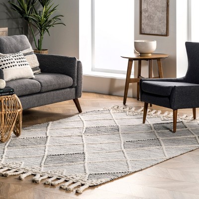 Nuloom Becca Diamond Trellis Tassel Wool Area Rug, 5' x 8', Beige