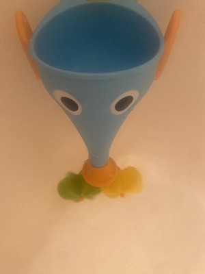 Yookidoo FunEleFun Fill 'N' Sprinkle Bath Toy. An Elephant Trunk Funnel - View #3