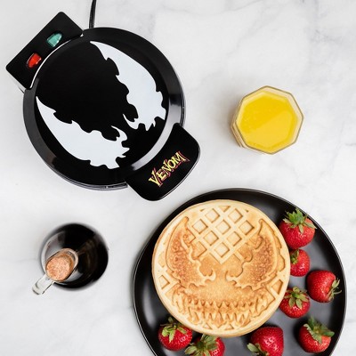 Uncanny Brands Marvel Venom Mini Waffle Maker GameStop Exclusive