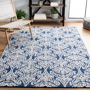 Blossom BLM112 Hand Tufted Rug - Safavieh - 1 of 4