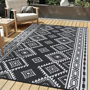 Modern Outdoor Woven Plastic Straw Rug Geometric Reversible Portable Picnic Mat Large Area Rugs for Garden Backyard Camping - 1 of 4