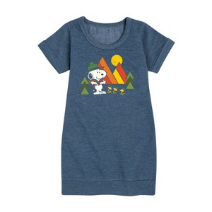- Peanuts - Retro Trailblazers Graphic Short Sleeve Fleece Dress - 1 of 4