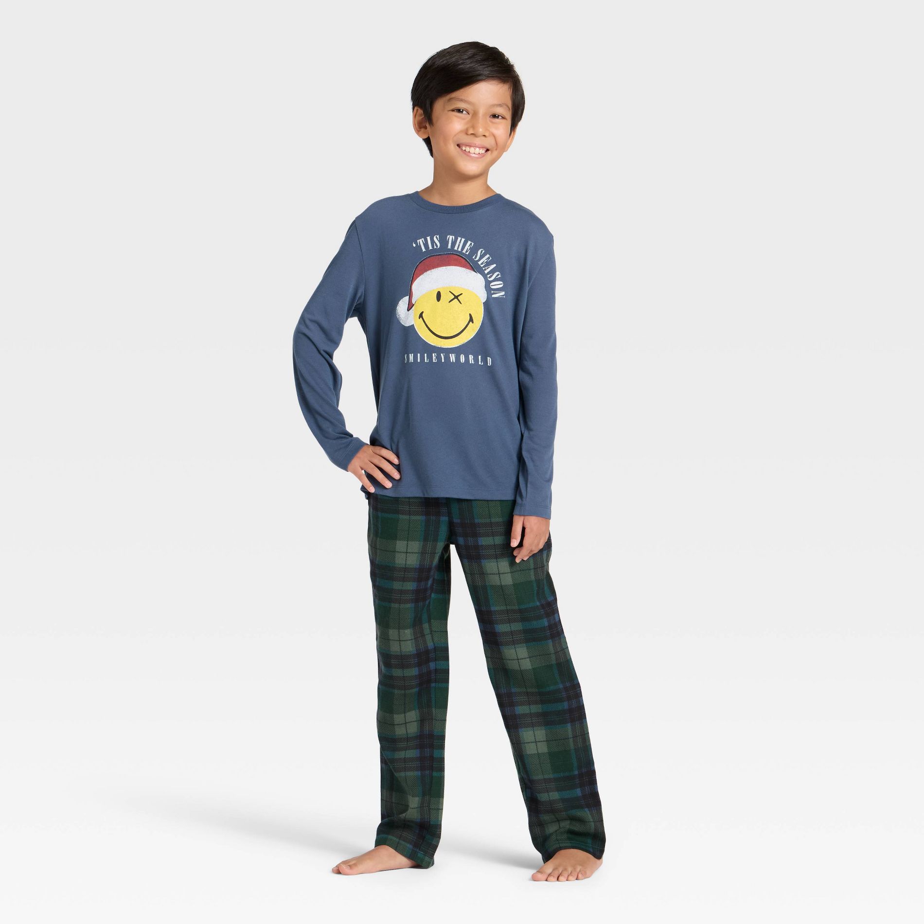 Boys' 2pc Smiley World Christmas Long Sleeve Pajama Set - Blue M