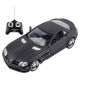 Mercedes-Benz SLR McLaren RC Sports Car – 1:24 Scale Radio Control Vehicle - 1 of 3