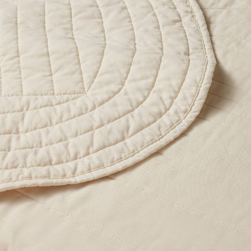 Scalloped Edge Quilt - Opalhouse™ designed with Jungalow™, 4 of 13
