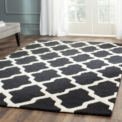 Black and Ivory Geometric Wool Area Rug, 4' x 6'