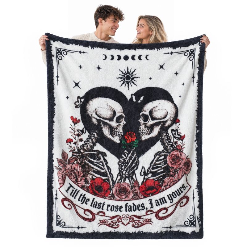 Joyfy 50"X60" I Love You Skeleton Flannel Throw Blanket Halloween Blanket Decor Aniversary Gifts Birthday Gifts for Wife Husband Boyfriend Girlfriend