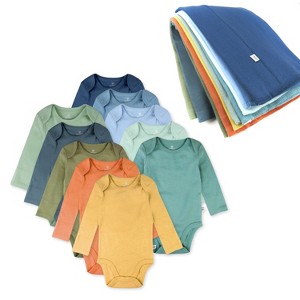Honest Baby 20-Pack Organic Cotton Long Sleeve Bodysuit & Knit Tri-fold Burp Cloth Bundle - 1 of 4