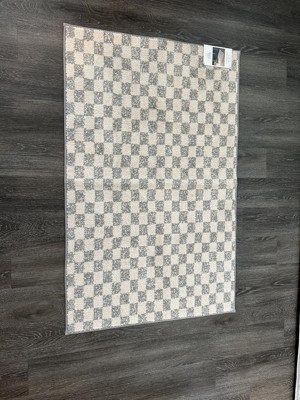 2'6x4' Checkerboard Plush Accent Rug - Threshold™ : Target
