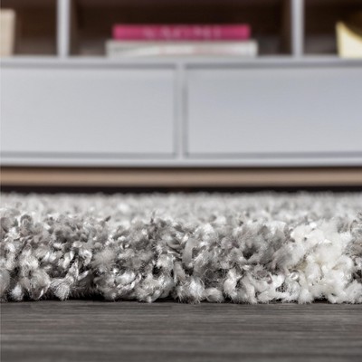 Mercer 5'x8' Grey/Cream Moroccan Diamond Shag Area Rug with Tassels