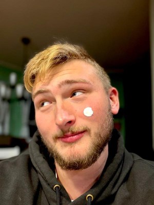 Guest review image 1 of 2, zoom in