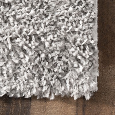 Luxurious Gray Solid Shag Round Synthetic Rug - Easy Care