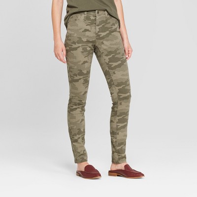 target womens camo pants