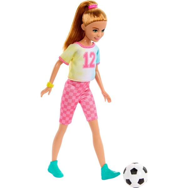 Set de muñecas hermanas Barbie 11.7" con ropa y accesorios, incluye Barbie, Skipper, Stacie y Chelsea 2