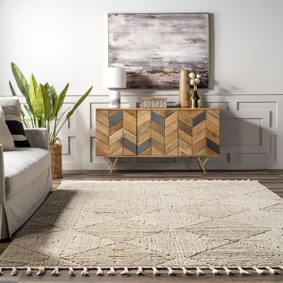 Beige Geometric 5' x 7' Synthetic Area Rug with Tassels