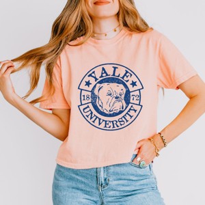 Yale University Bulldog Circle - Women's Boxy Crop Top Graphic T-Shirt - 1 of 4
