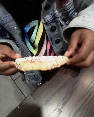 Guest review image 2 of 3, zoom in