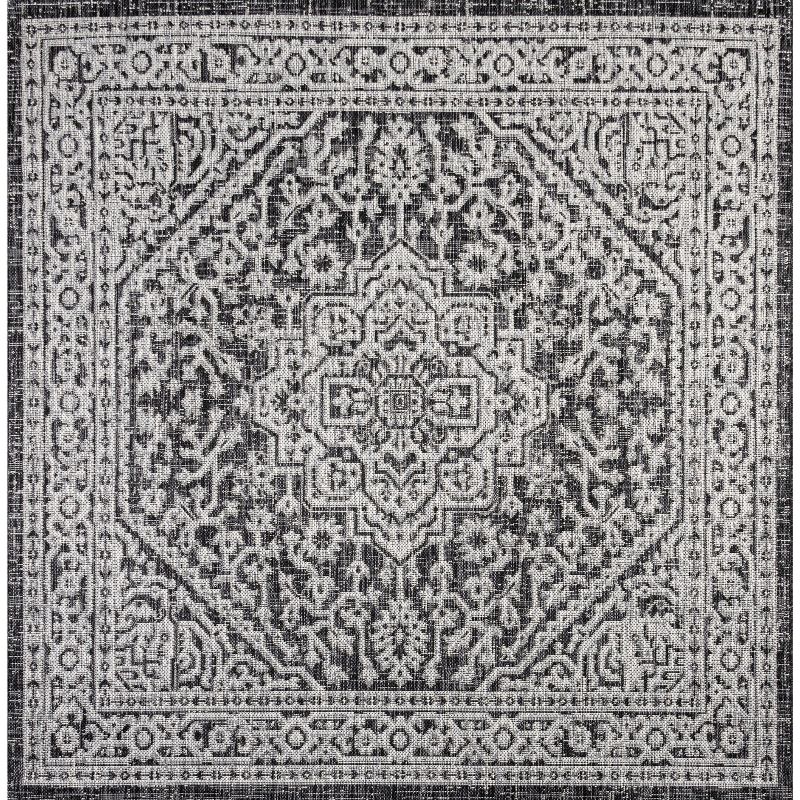 Sinjuri Medallion Textured Weave Indoor/Outdoor Area Rug - JONATHAN Y, 2 of 10