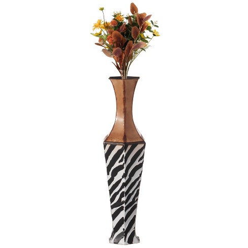 skibsbygning stenografi scaring Uniquewise 26" White Striped And Brown Metal Floor Vase Centerpiece Home  Decor For Dried Flower And Artificial Floral Arrangements : Target