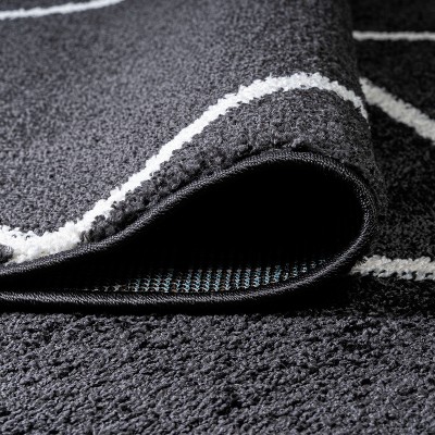 Reversible Diamond Trellis Black/White Synthetic Runner Rug - 2x10 ft