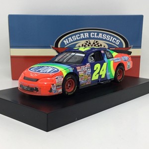 Jeff Gordon 1996 DuPont Dover Race Win 1:24 Diecast - 1 of 4