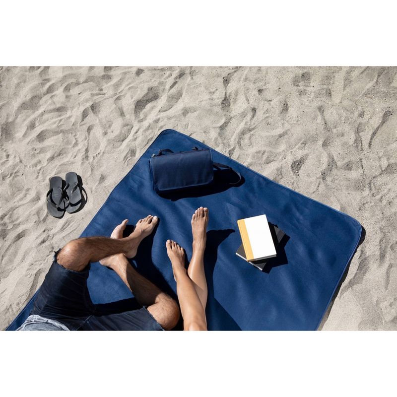 NCAA North Carolina Tar Heels Blanket Tote Outdoor Picnic Blanket - Navy Blue, 5 of 6