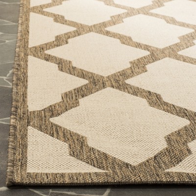 Cream and Beige Geometric Synthetic Rectangular Area Rug 5'3" x 7'6"