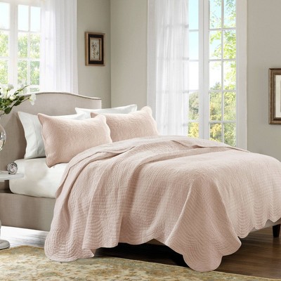 King Pink Reversible Microfiber Quilt Set with Scalloped Edges