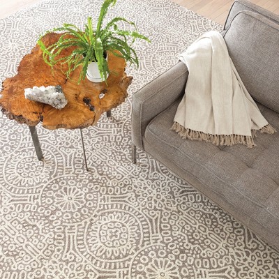 Ivory and Taupe Medallion Wool 8' x 10' Area Rug