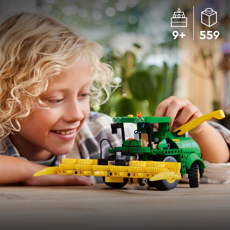 LEGO Technic John Deere 9700 Forage Harvester Farm Toy 42168, 3 of 8
