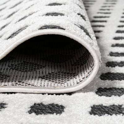 White and Black Trellis 8' x 10' Synthetic Area Rug