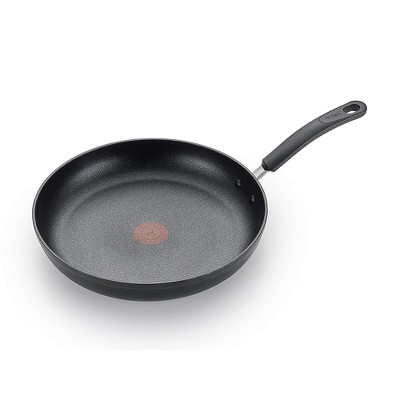 Photo 1 of * see images for damage *
T-Fal Ultimate Anodized Titanium Dishwasher Safe Nonstick 12 Inch Fry Pan, Black