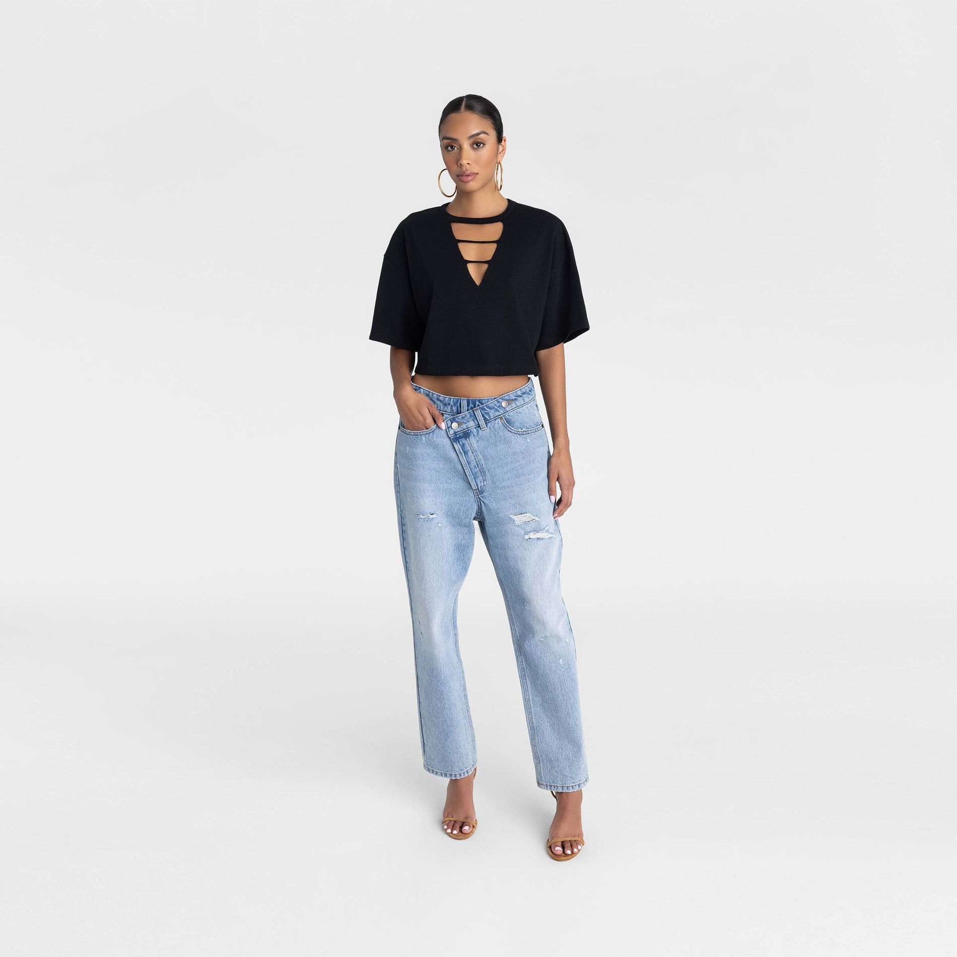 KBB by KAHLANA Women's Short Sleeve T-Shirt 'The Cut Out Tee'